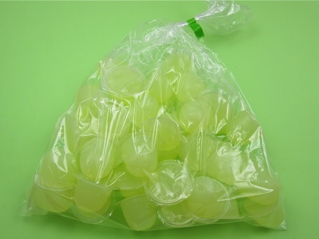 イエロー果汁昆虫ゼリー