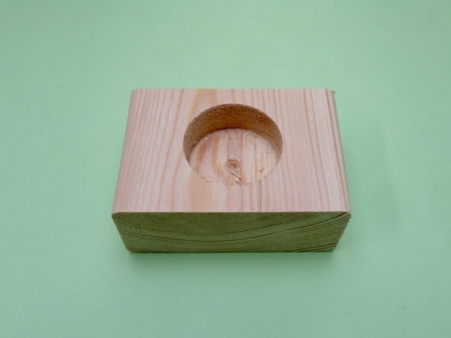 ワイドカップ専用エサ皿（1つ穴）